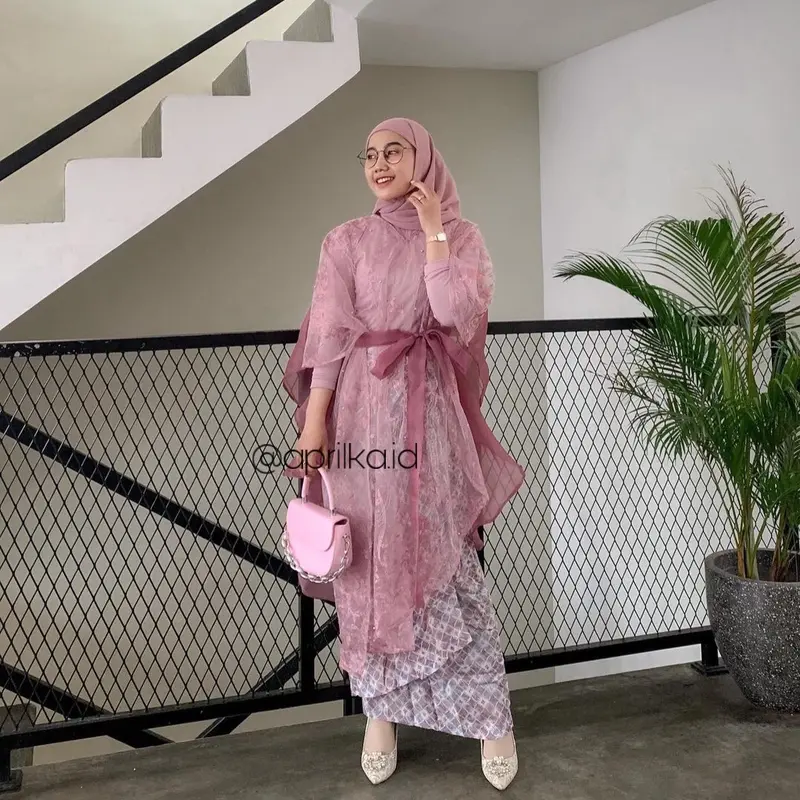 Aprilka - Set Elma Baju Pesta 4