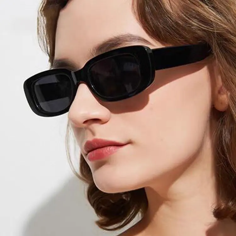 Kacamata Hitam Pezavin Gaya Eropa Dapat Dipakai Wanita Maupun Pria Kacamata Hitam Pria Motor Kacamata Hitam Wanita Kacamata Fashion Kacamata Anti Radiasi Kacamata Minus Kacamata Pria Kacamata Wanita Kacamata Retro Kacamata Gaya Kacamata Vintage KCH16 3