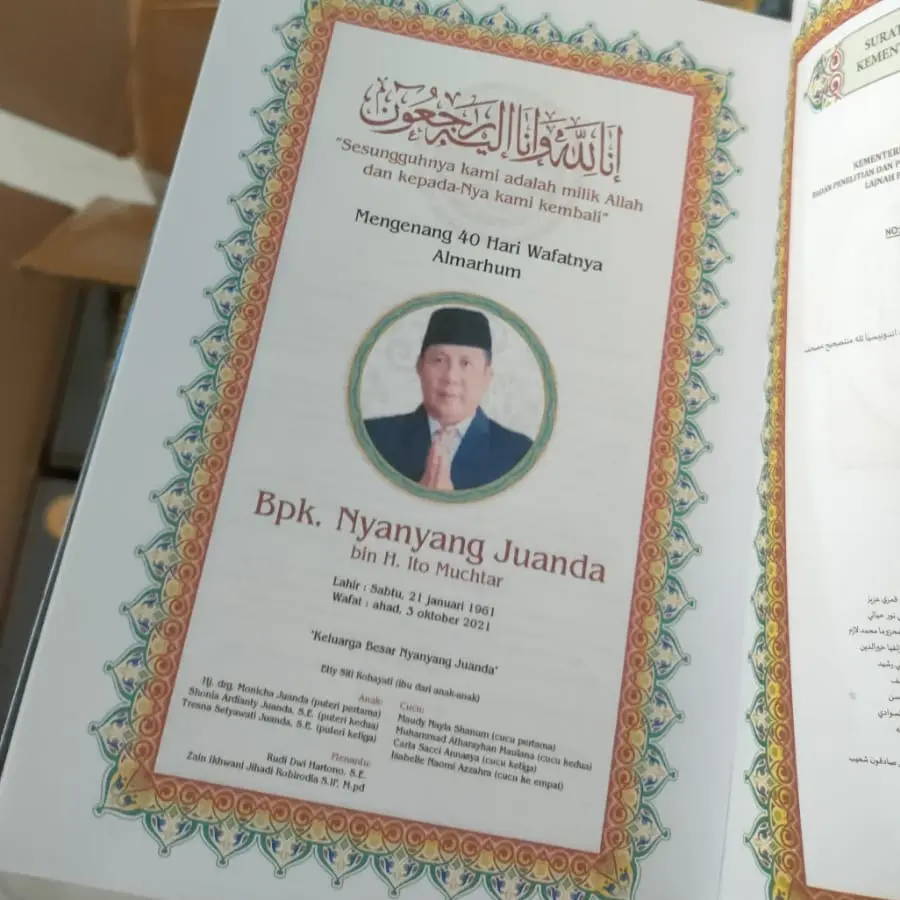 AlQuran custom sisipan sebagai pengganti buku yasin a5 al quran alhamid minimal pembelian 10 gratis sisipan dan design nama dan FOTO Al-Qur'An
