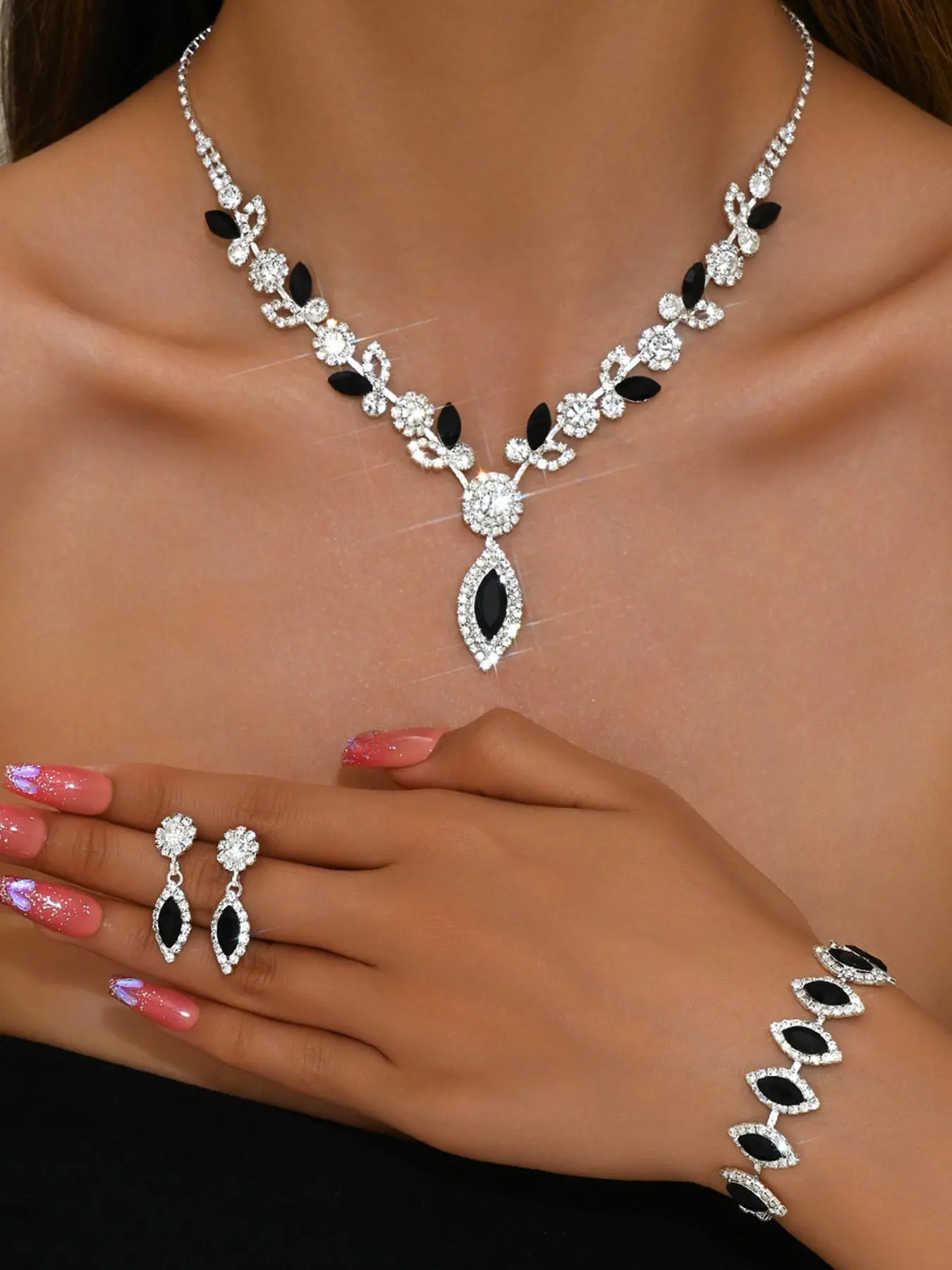 Elegant Rhinestone Decorated Jewelry Set, Exquisite Trendy Necklace & Earrings & Bracelet, Fashionable Jewelry Set for Party Decoration