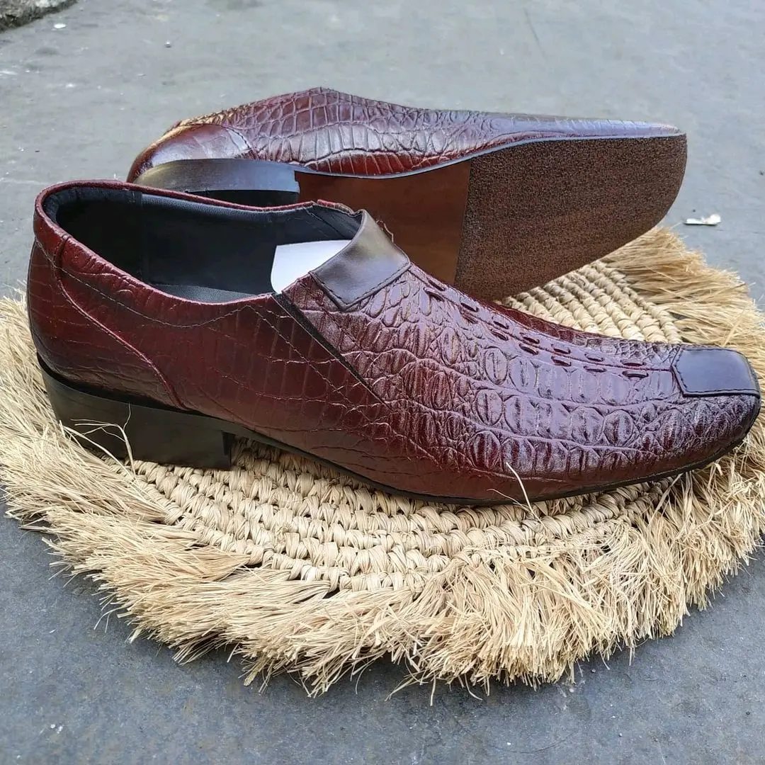 SEPATU PANTOFEL PRIA ASLI KULIT MOTIF KULIT BUAYA CLAWAY205BY Sol Karet