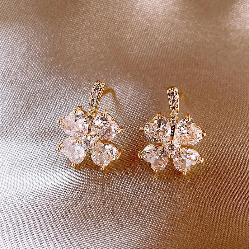 Product Introduction of Delicate Pink Clover Temperament Female Earrings Earrings Jewelry Girlfriends' Gift Girlfriend Gifts for Moms 6