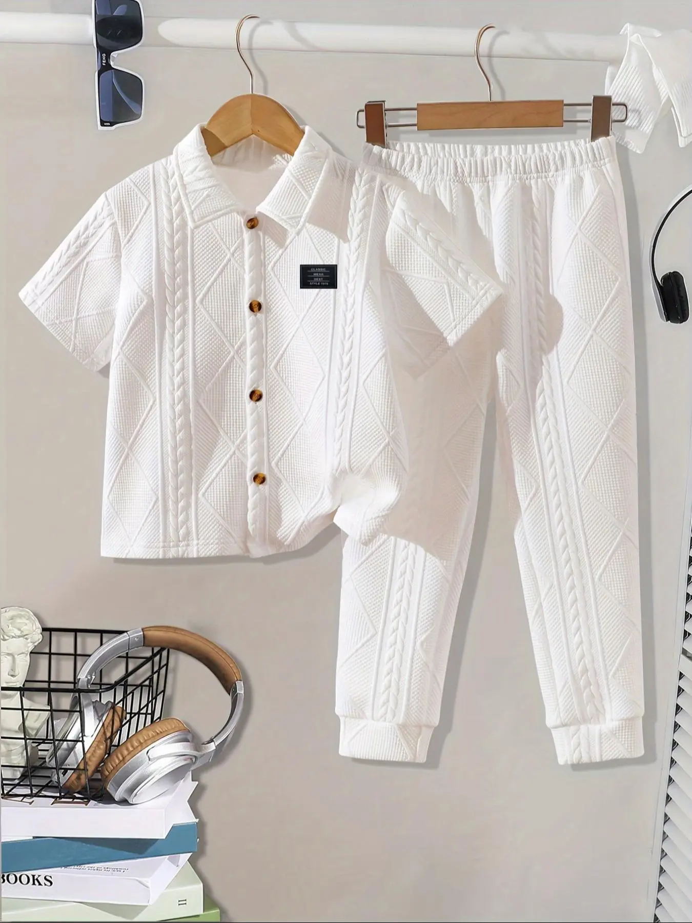 Two-piece Set Boy's Solid Textured Patched Button Front Top & Elastic Waist Pants Set, Casual Short Sleeve Collared Top & Trousers for Spring & Fall, Kids Clothes for Daily Wear
