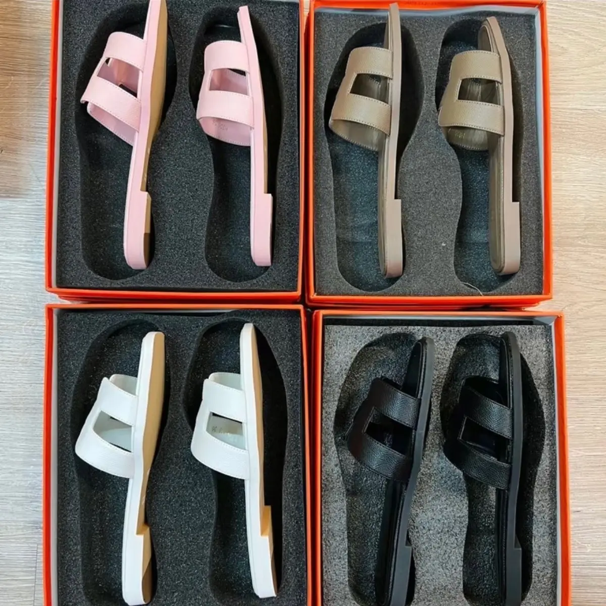 Dép chữ H đế bệt chất da sần loại 1 hàng đủ hộp phụ kiện( fom to lùi 1 size)) DéP Nữ Shoes