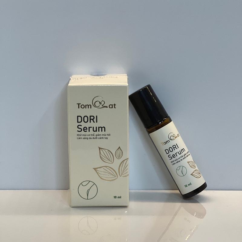 Serum lăn nách TOMCAT 10ml hổ trợ giảm mùi dưới cánh tay và lòng bàn chân, sử dụng cho cả bầu bí sau sinh và trẻ dậy thì , không chứa parapen, không chứa sillicon 0