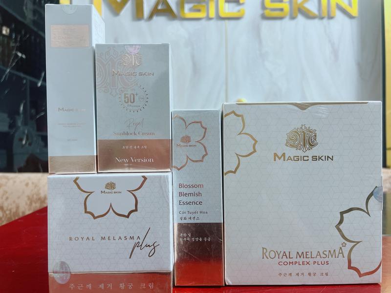 Bộ 5 bộ sản phẩm kem nám toàn diện kem chống nắng tuyết hoa xịt nám Magic skin