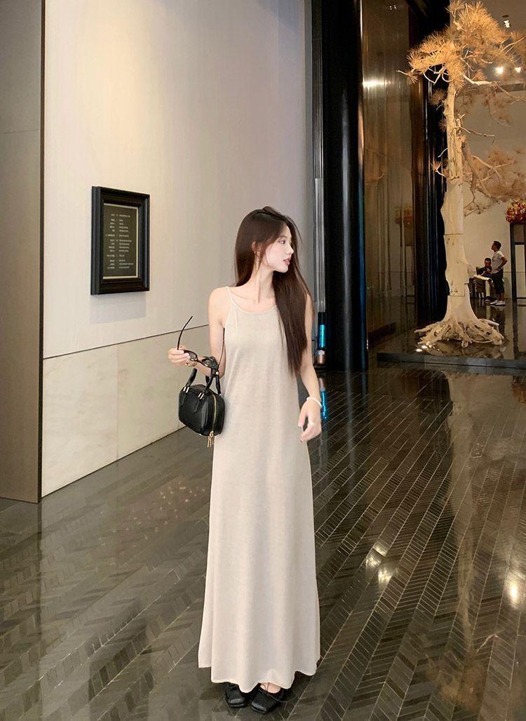 Product Introduction of Váy Hai Dây Thanh Lịch, Phong Cách Pháp, Bộ Hai Mảnh Mùa Xuân Và Mùa Thu, Khăn Choàng Dệt Kim Bất Đối Xứng, Áo Cánh Chống Nắng, Phong Cách Thường Ngày Nữ Women Top 7
