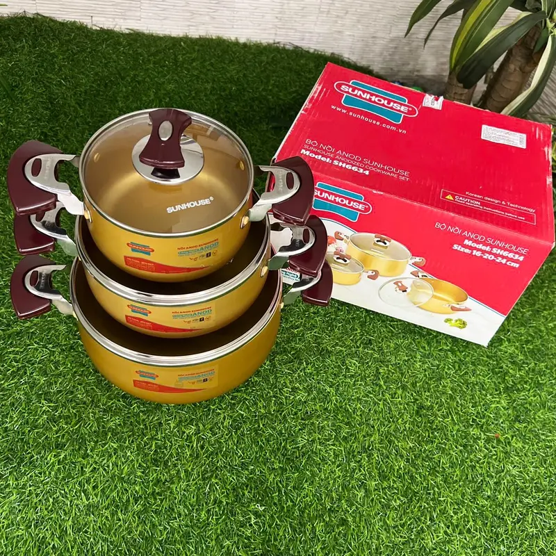Bộ 3 nồi Sunhouse ba size 16cm, 20cm, 24cm màu vàng SH6634. Nồi chất liệu nhôm anod 2
