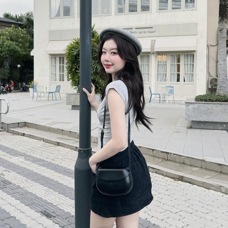 Áo thun nữ tay ngắn cổ V sexy thun lụa trơn co giãn tốt freesize - Feliza Clothing 3