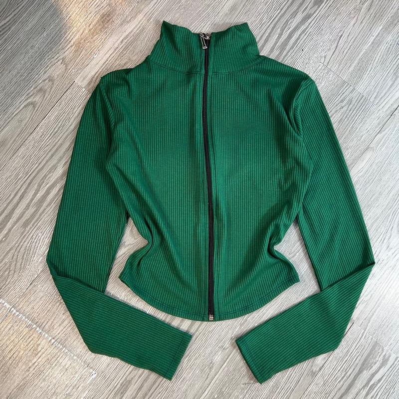 Product Introduction of Áo Khoác Ủ Kem Cổ Lọ Trơn Ôm Gọn 38-60kg Women Jacket Top 4
