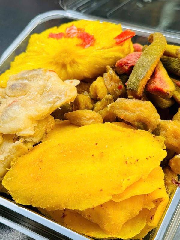 400G COMBO 5 MÓN Xoài Mẵng Cầu Cóc Ổi Thơm TRÁI CÂY SẤY MUỐI ỚT - H2farm - Ăn Vặt Food - Snack food - Cay Nhẹ Ngọt Vừa.