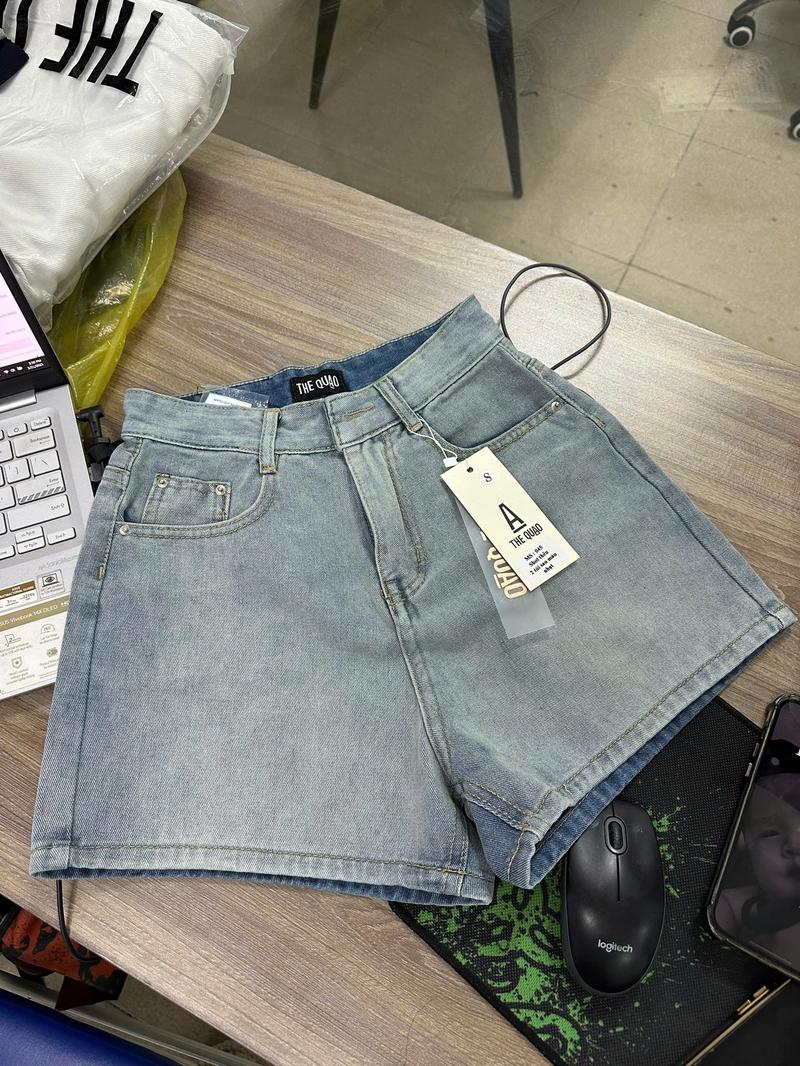 Product Introduction of THE QUẠO - Quần Short Jean Nữ Lưng Cao Thêu Túi Sau S1203_614 36