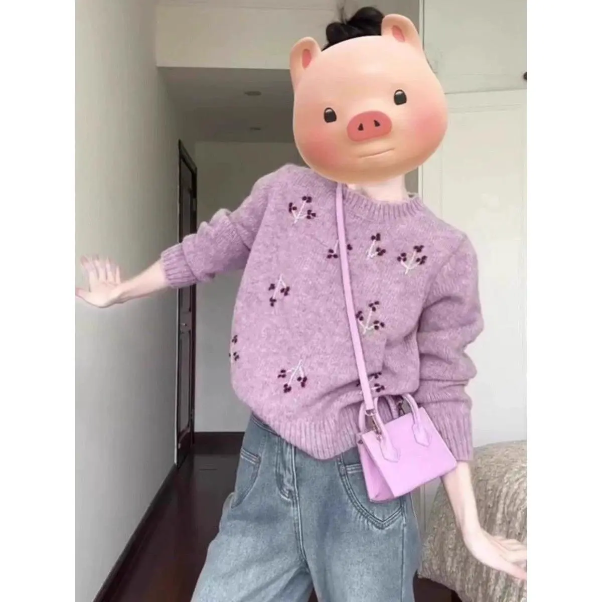 Áo Len Màu Tím, Thiết Kế Độc Đáo Và Đẹp Mắt, Mềm Mại Và Nếp, Dành Cho Mùa Thu Và Mùa Đông Của Phụ Nữ, Cổ Tròn, Dáng Rộng Rãi Và Thường Ngày, Áo Áo Chui Đầu Jacquard Cao Cấp, Năm 2024, HK Top Women áo cardigan  lông thỏ áo  len áo  len  cổ  bèo  tiểu  thư