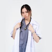 Gambar LINCURT Jas Laboratorium Premium Drill BIG SIZE Bahan American Drill Lengan Panjang & Pendek Roll Collar 3 Saku Depan Putih - Putih, 3XL (Lengan Panjang) dari Lincurt Kota Bandung 2 Tokopedia