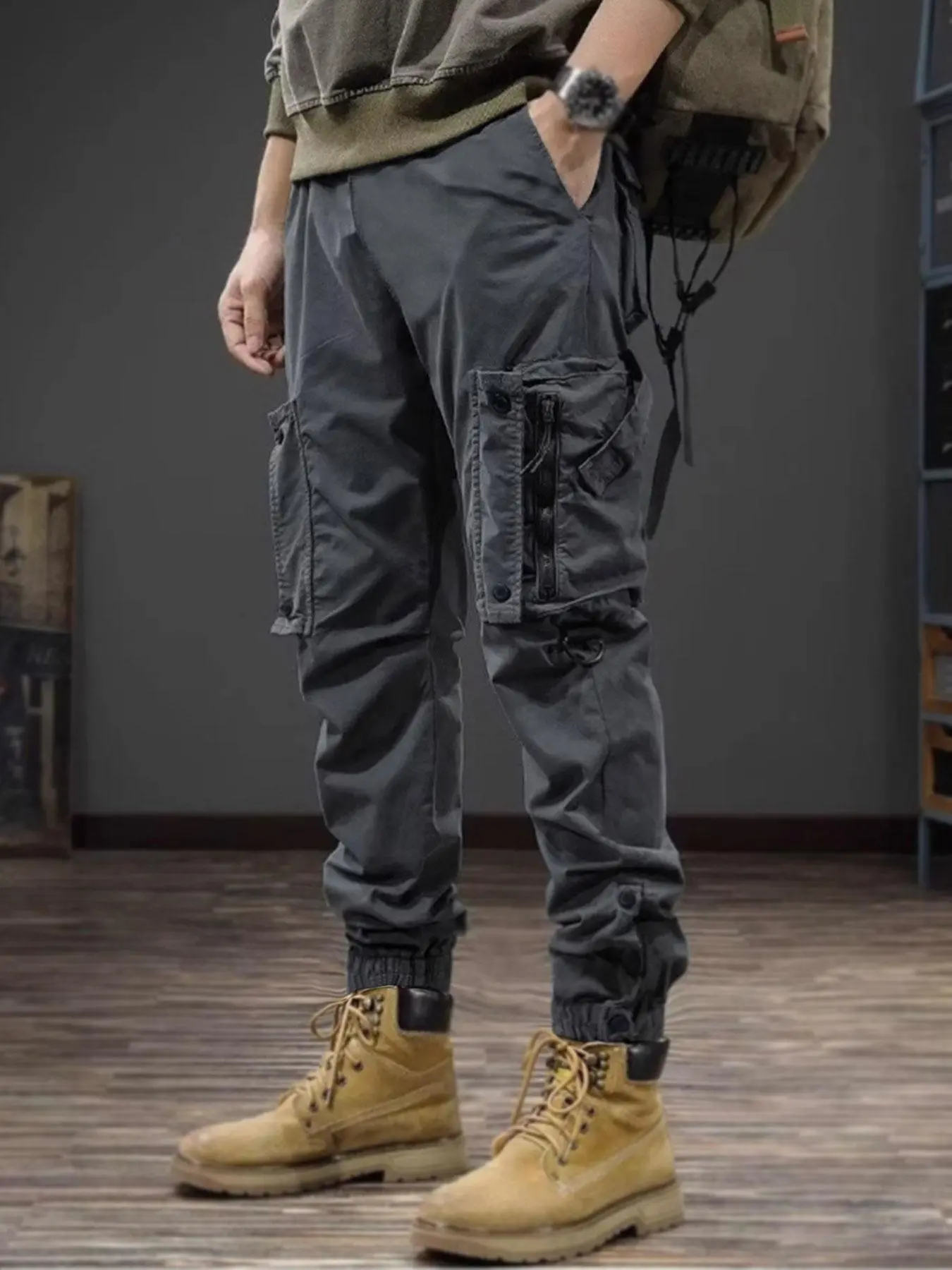 Men's Solid Flap Pocket Cargo Pants, Regular Fit Casual Street Fashion Comfy Trousers for Spring & Fall, Men's Bottoms for Daily Wear
