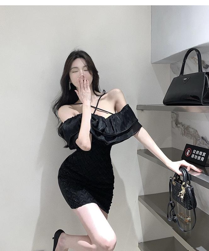 Váy Dự Tiệc Trễ Vai - Celina Store