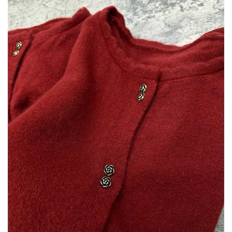 ￼Áo khoác len cardigan cổ tròn viền cúc hoa đôi  áo nữ dài tay dày dặn thu đông - Tiệm nhà TiDi Women Top Áo Len