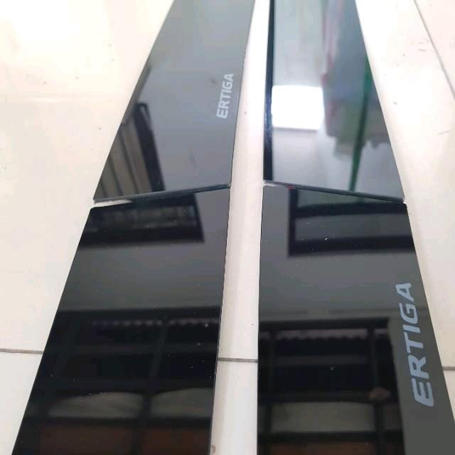 Talang air Mobil Ertiga Model Terbaru Flat Rata Best Seller! 0