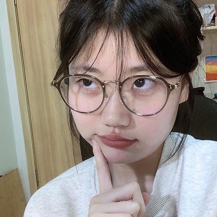 Gọng kính đa giác form mắt to mã DY8950 kèm tròng cận