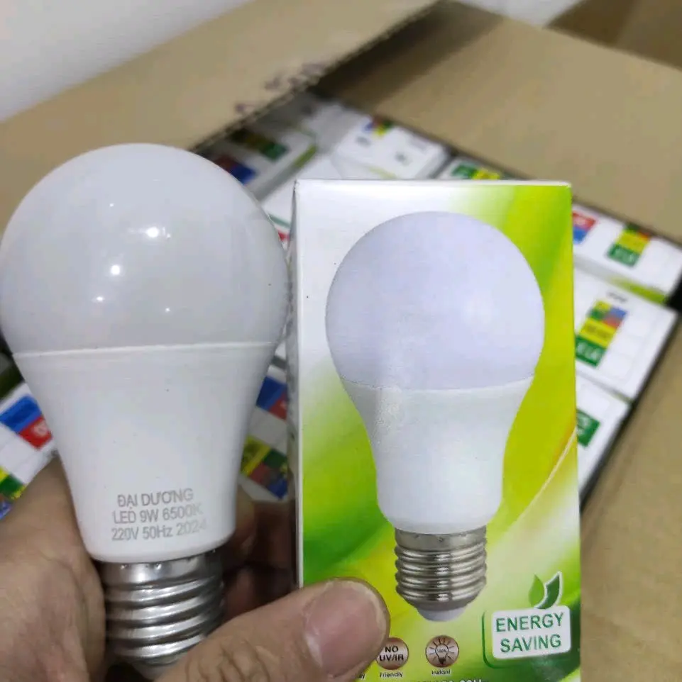 Bóng led búp 9w ánh sáng trắng trang trí sân vườn