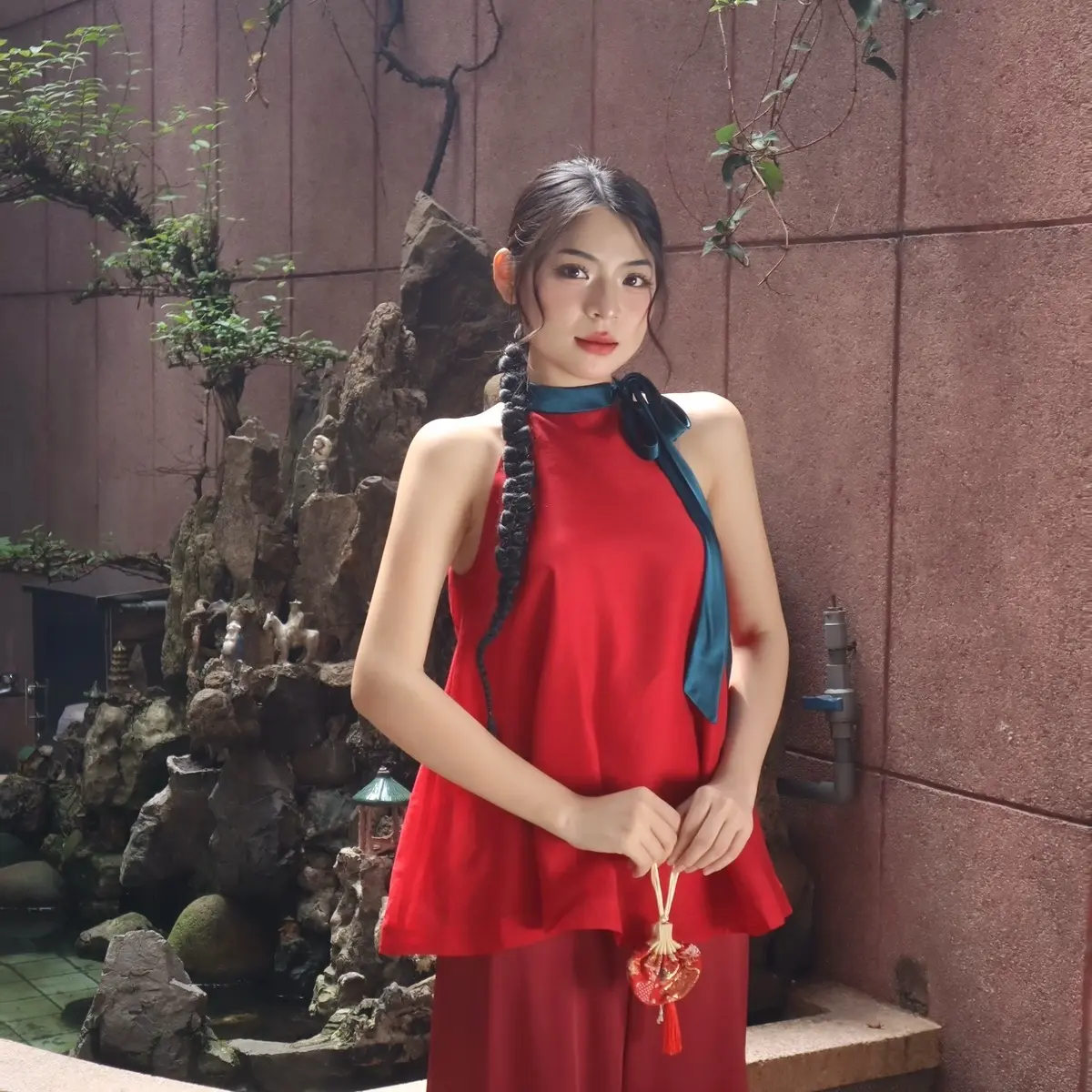 Ciona - Áo yếm cổ phối nơ đỏ  - COA001 Nữ Women Yếm Mộng Hoa Top