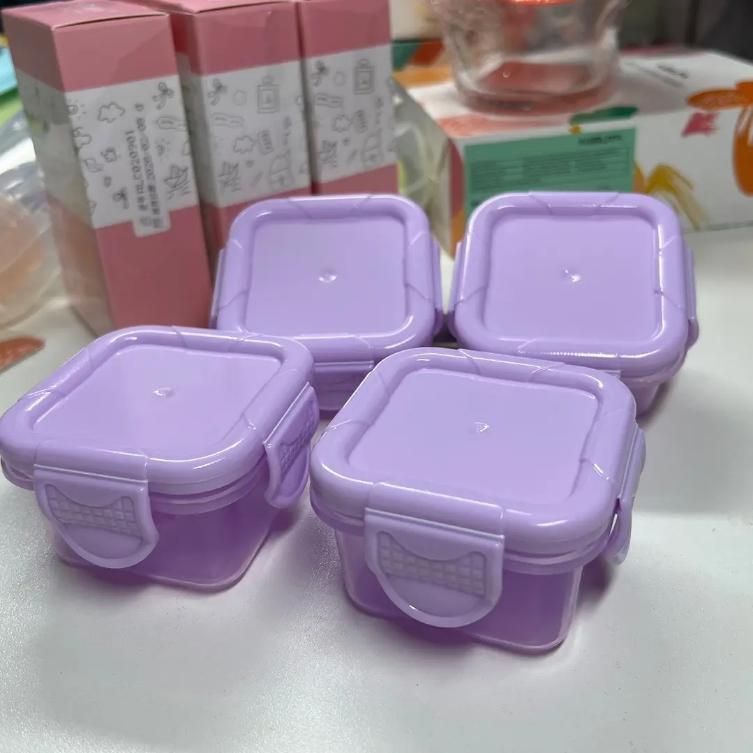 Sét 4 cái Khay trữ đồ ăn dặm trữ đông đựng đồ ăn Có nắp đậy 4 cạnh chắc chắn 60ml