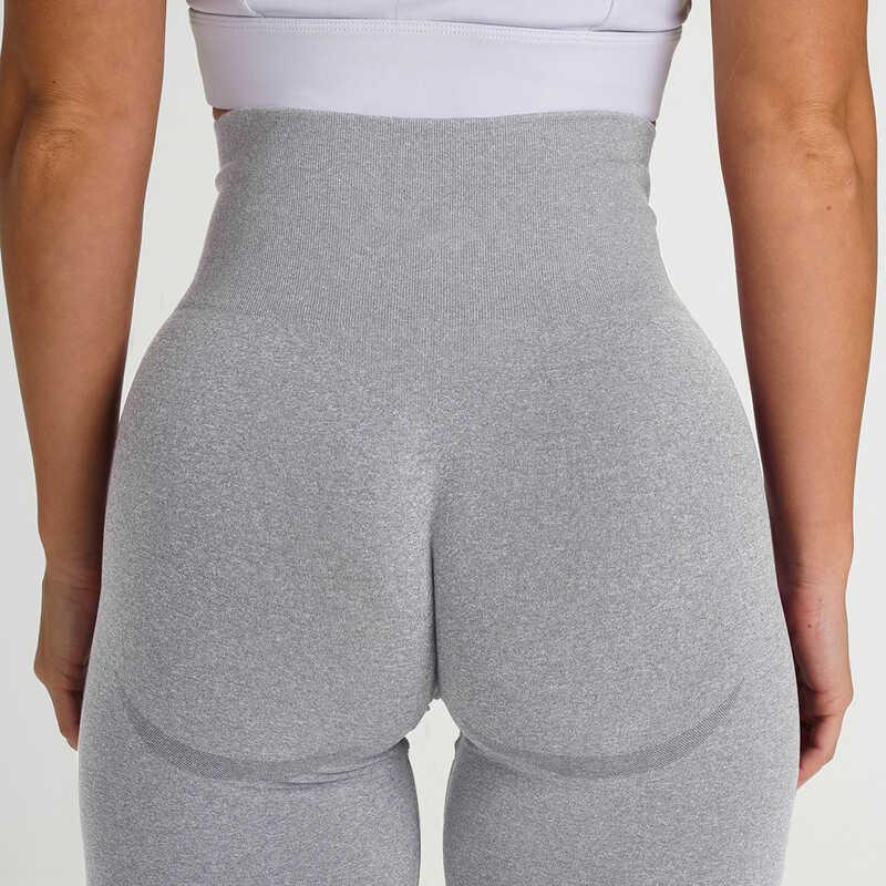 Product Introduction of Seamless Knitted Small Crescent Breathable Quick Drying Fitness High Waist Peach Tight Elastic Hip Lifting Yoga Pants 15