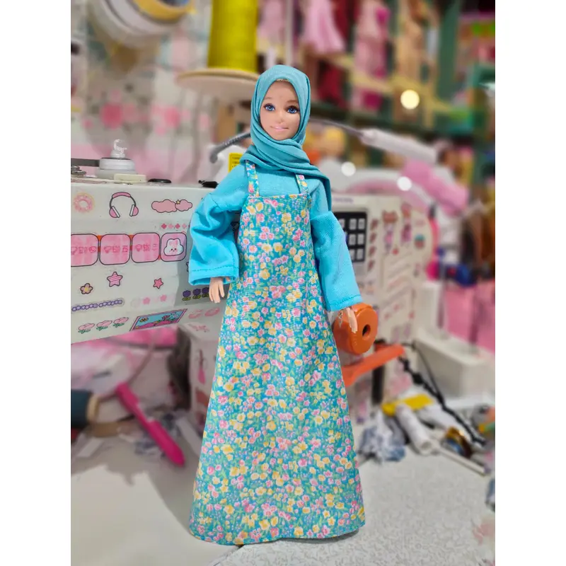 Yuzia122 - Gamis Kalisa (Hanya Baju) untuk boneka berbie pivotal baju muslim boneka 3