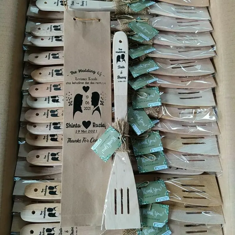 100 PCS Souvenir Pernikahan Sotil/Spatula Panjang Lubang