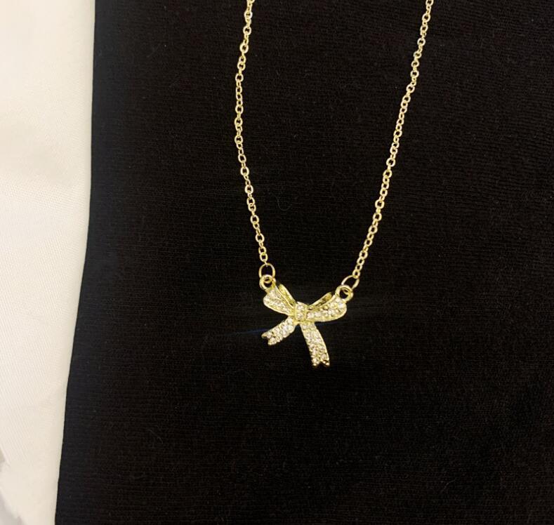 Product Introduction of Pendant women's light luxury collarbone chain butterfly necklace 0