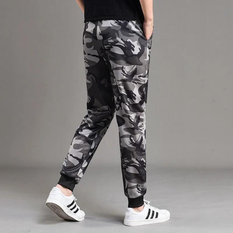 Product Introduction of Autumn Trousers Men Stretch Camouflage Pant Casual Leg Fitting Sweatpants Loose Wear-resistant Trousers 4