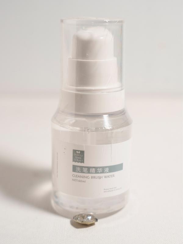 Nước Rửa Cọ Ouboli Mới Nhất Cho Thợ Nail Nữ