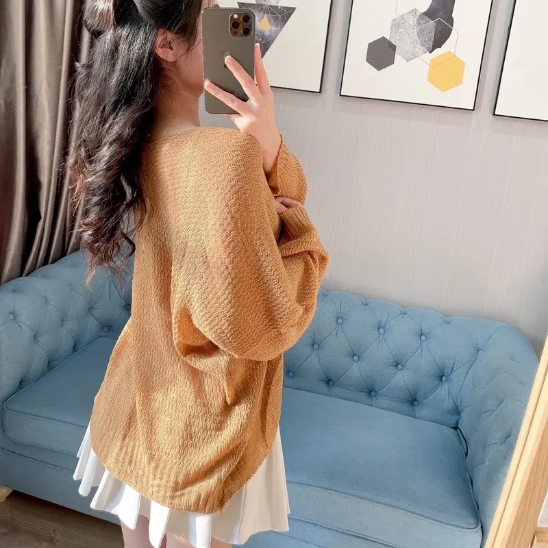 Áo khoác cardigan len mỏng phong cách hàn quốc Nữ Women Nhung Kem 4