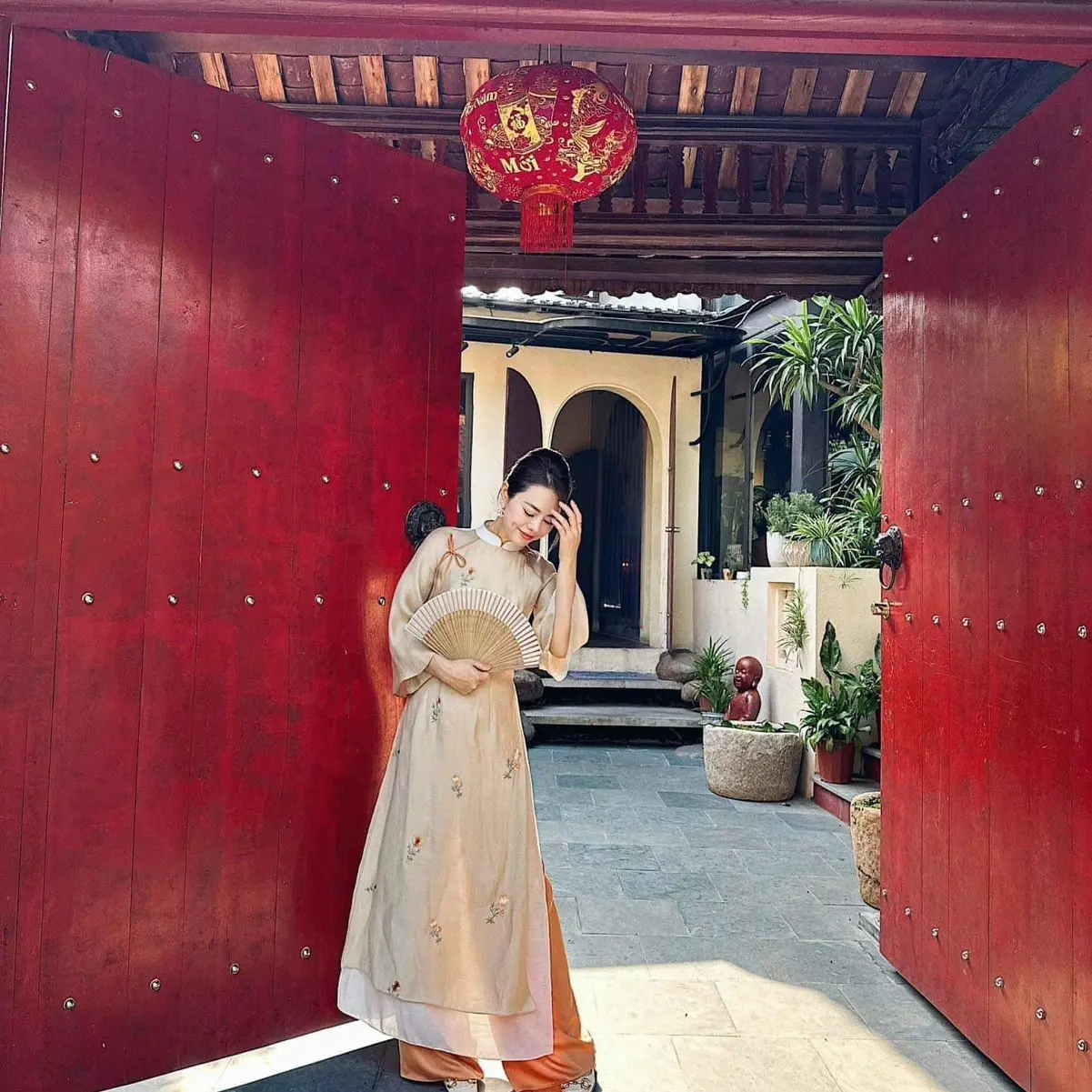 Áo dài cách tân cao cấp Có hoa