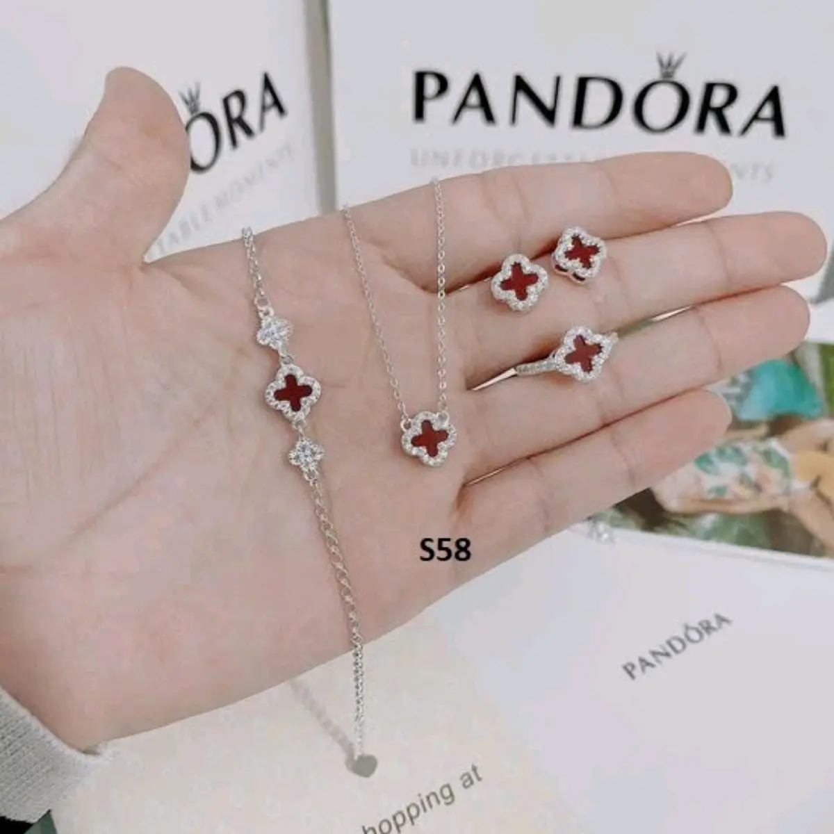 Bộ cỏ 4 lá đá 8li bạc ta cho nữ Hera Jewelry S58
