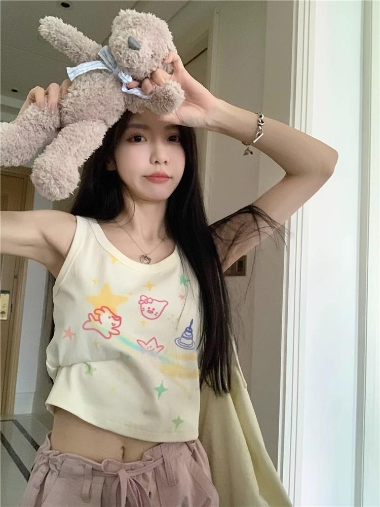 Product Introduction of Áo Yếm, Phong Cách Trẻ Trung Graffiti Cô Gái Nóng Bỏng, Không Tay Nhỏ, Có Thể Mặc Ngoài Trời Và Trong Nhà, Trang Phục Dopamine, Áo Ngắn, Thích Hợp Cho Mùa Hè Của Phụ Nữ 9