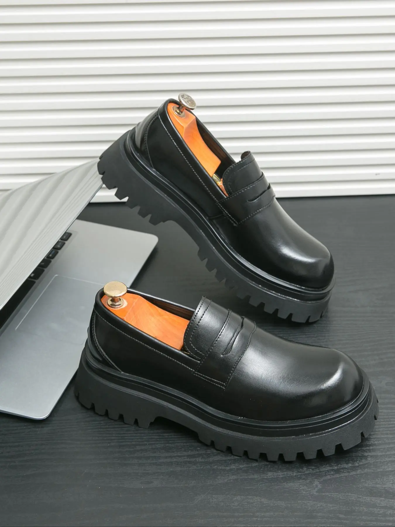 Men's Fashionable Solid Color Dress Shoes, Casual Comfortable Loafers for Work Office, Male All-match Shoes for Daily Wear, Boy