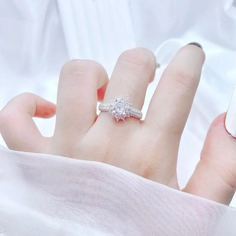Nhẫn đá hột cao S925 thiết kế sang trọng, hiện đại dành cho nữ