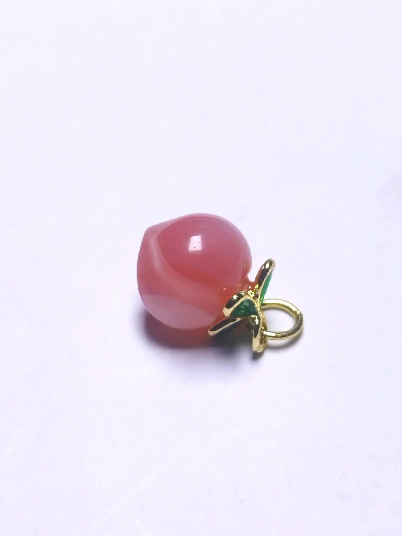 Random Color Natural Crystal Peach Pendant, Cute Fruit Design Pendant, DIY Phone Hanging Ornament, Bag Charm, Fashion Accessories for Women & Girls
