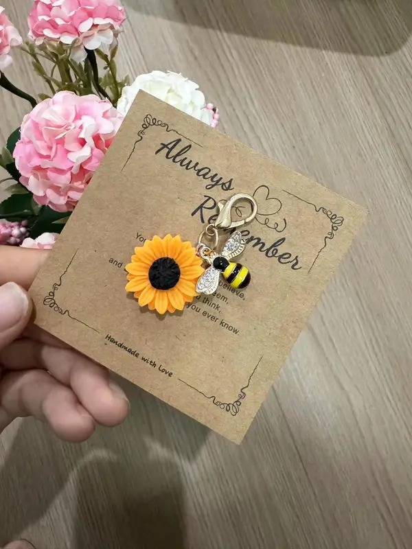 Cute Bee & Flower Design Keychain, Colorblock Keychain for Women & Men for Daily Clothing Decor, Trendy All-match & Exquisite Keychain for Birthday Gift 2