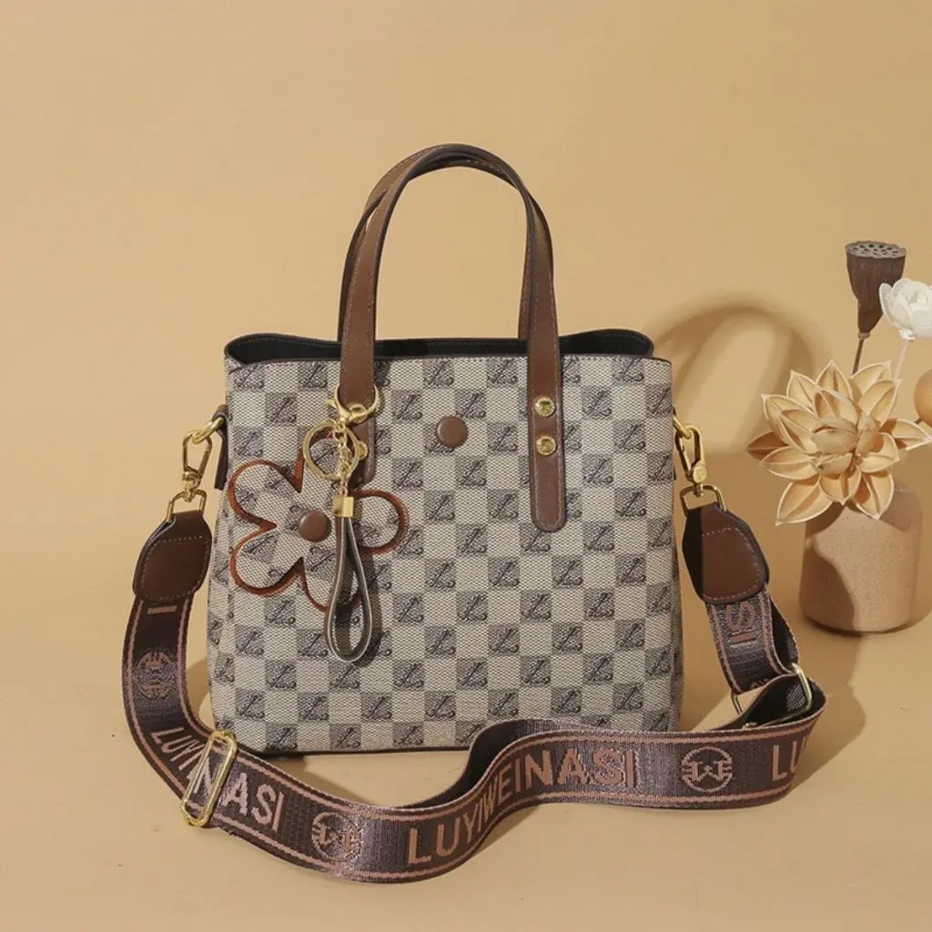 Túi đeo chéo túi xách tay quai tết da mềm mịn dành cho nữ TX485 Bag Nhung kẹp Kem