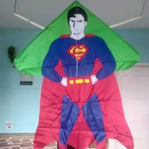layangan hias / layangan kain jumbo superman / layangan superman jumbo 1