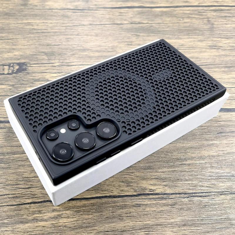 Product Introduction of Luxury Dissipate Heat Plastic Case For Samsung Galaxy S25 S24 S23 S22 Ultra Plus S 24 23 22 S24Ultra For Magsafe Charge Cover 0
