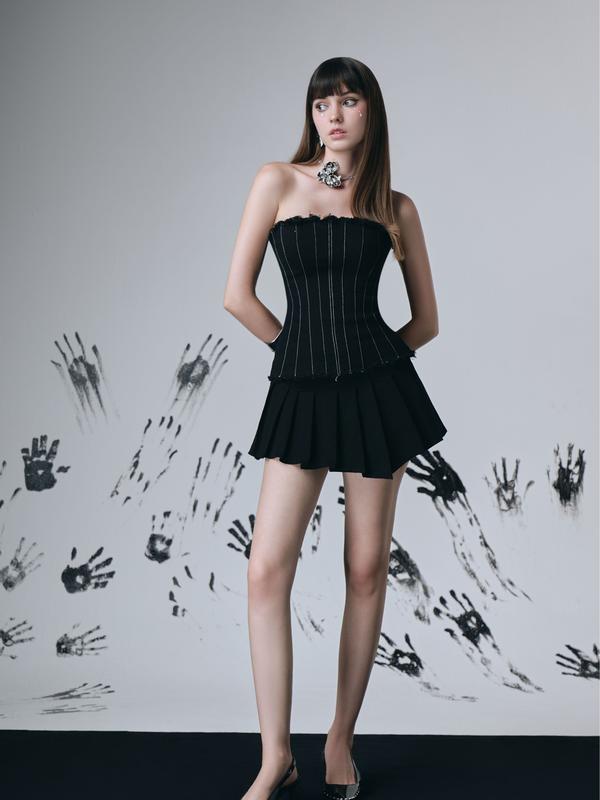 Áo corset jean thiết kế Chocoo Blanie Corset với chi tiết cắt rã decoup và đường chỉ nổi tinh tế, hiện đại, cá tính Nữ Top 1
