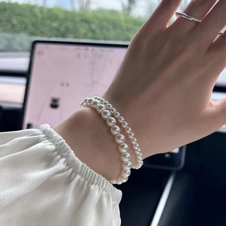 Product Introduction of 2024 New French Folding Bracelet Light Luxury Minority Exquisite Elastic String Bracelet 13