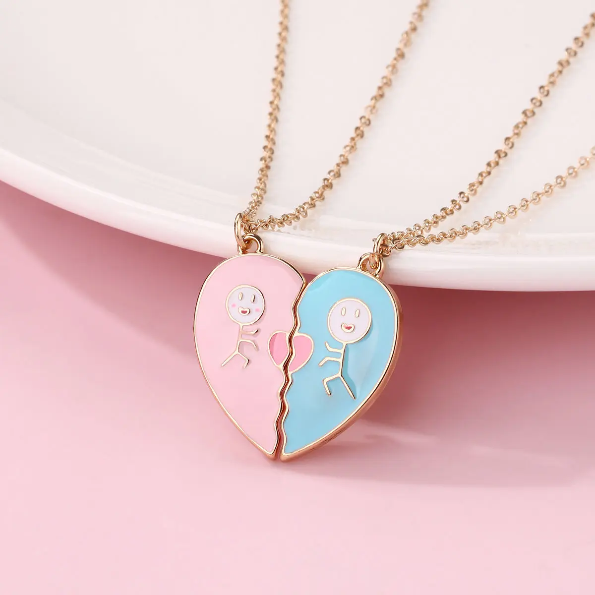 Couple Necklace Besties Necklace Dopamine Stickman Magnetic Necklace Contrast Color Heart-Shaped Multi-Part Pendant Eccentric Personality Girlfriends Couple Gift for Two