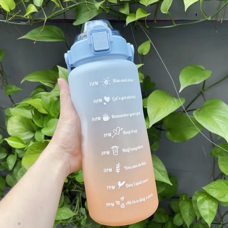 ￼Bình nước 2 lít  cute Có Vạch Báo Giờ Uống,  Bình Nước Thể Thao  Bằng Nhựa 3