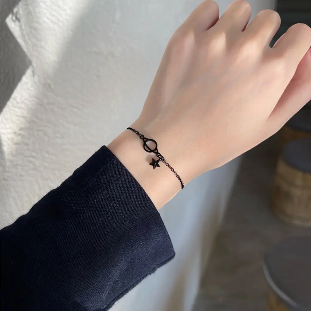 Simple Black Star Bracelet Adjustable Alloy Bracelet Fashion Niche Hand   Accessory for Women #447114