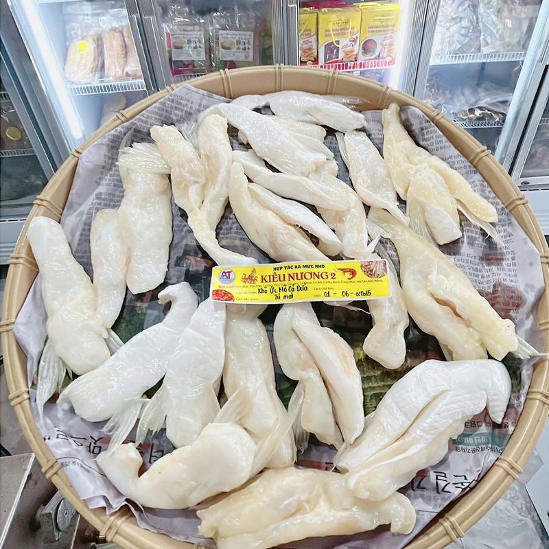 Khô Ức Mỡ Bụng Cá Dứa Mặn Vừa Ngon 1 Ki 16-20Miếng