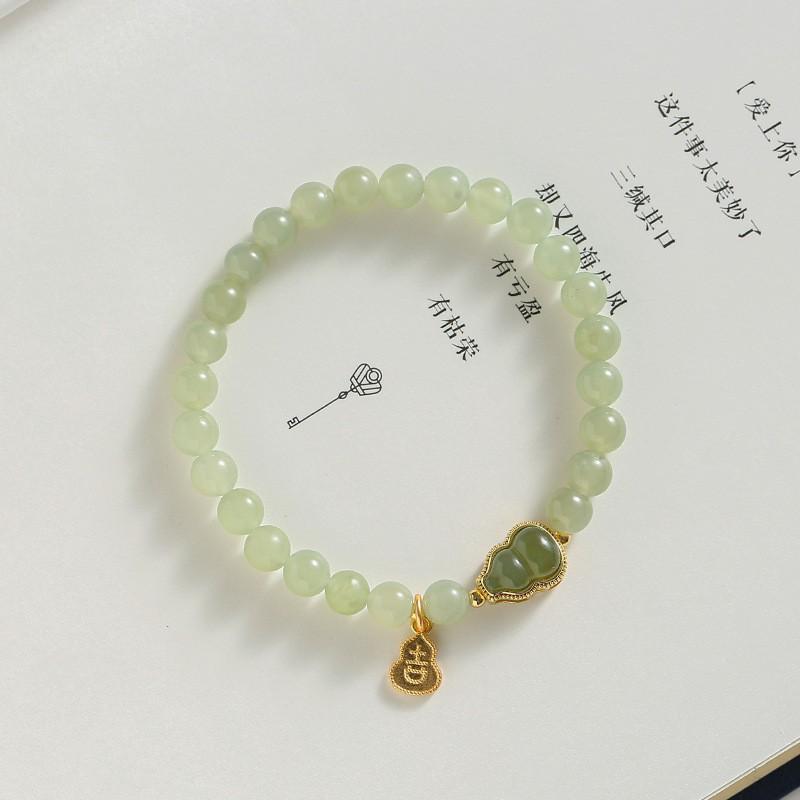 Product Introduction of Natural Crystal Bracelet Women's Design Hetian Jade Girlfriends' Bracelet Elegant Bracelet High-Grade Light Luxury Bracelet Wholesale 8